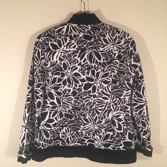 Chico’s Blazer‎ - Picture 6 of 7